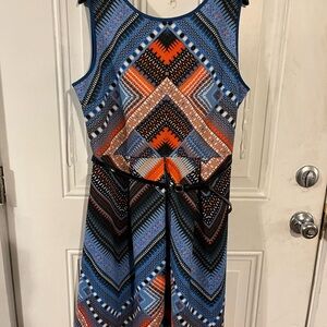 Woman’s Liz Claiborne brand graphical print dress size 14